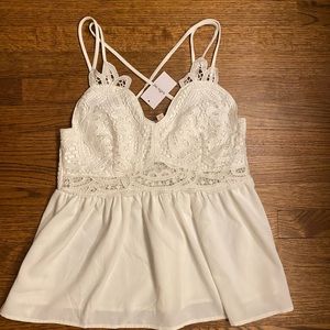 WILLOW & ROOT WHITE TOP